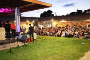 "Свет в конце": ежегодная выставка художников из Ашкелона