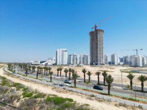 Новая смотровая площадка, которая вас потрясет: в сердце новой набережной «Ир Ямим».