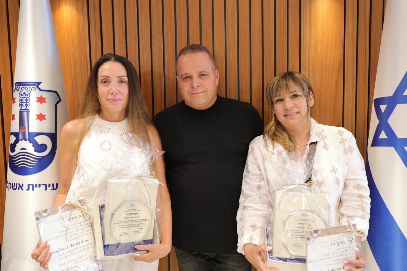 В тени бедствия: маленькие моменты света