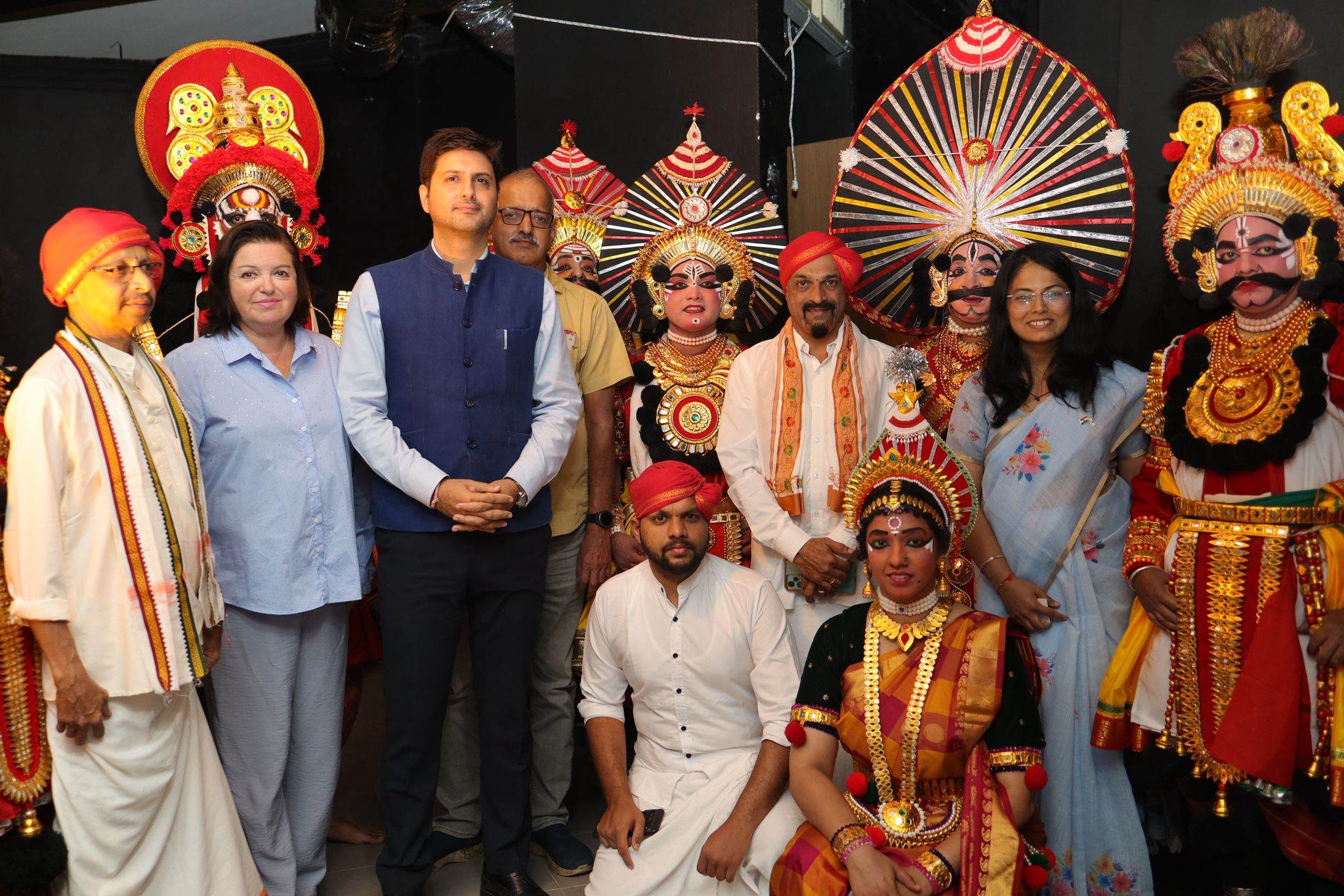 Индийский ансамбль "Якшагхана" впервые выступил в Ашкелоне Индийский ансамбль "Якшагхана" впервые выступил в Ашкелоне